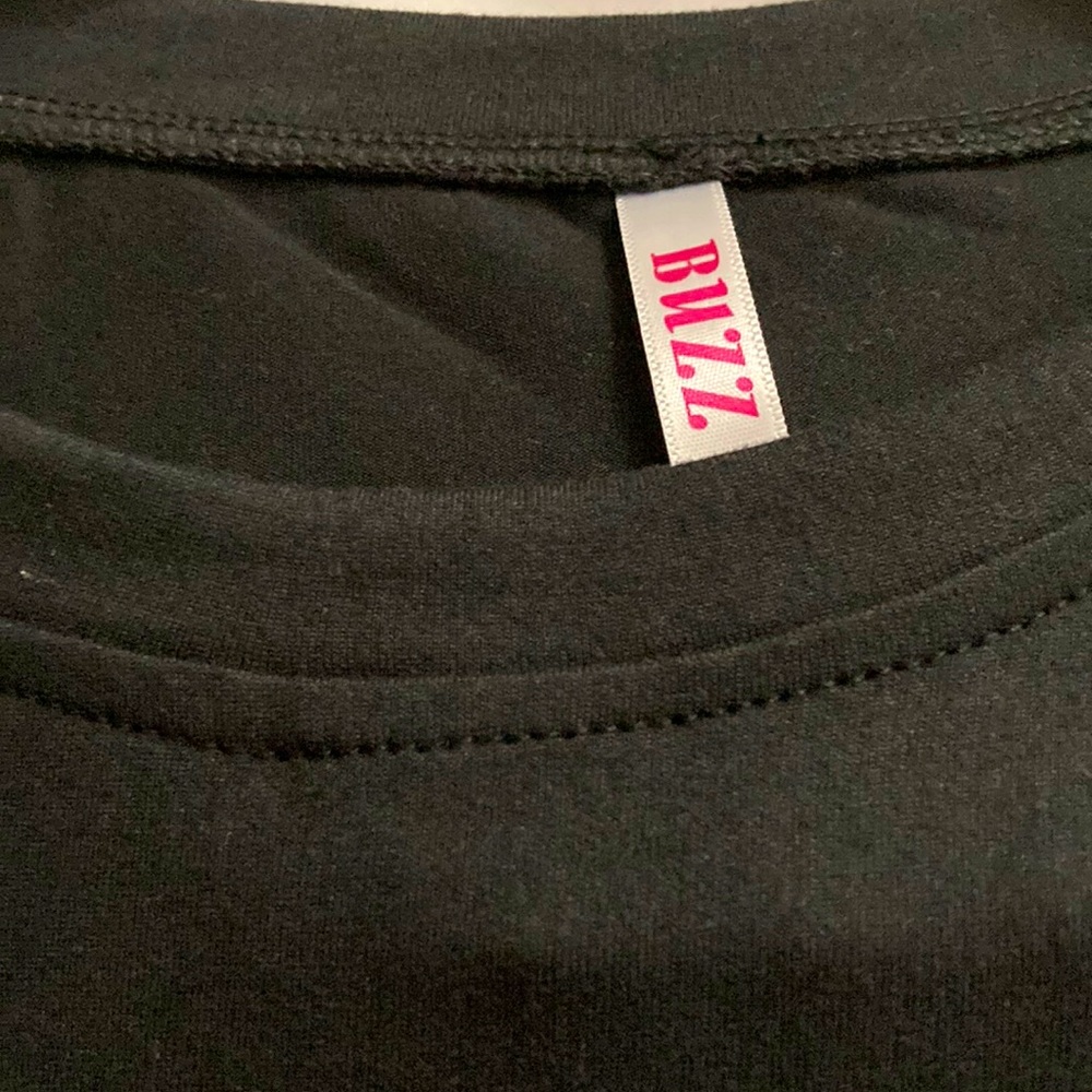 BUZZ MEDIUM LONG SLEEVES TEE Shirt.